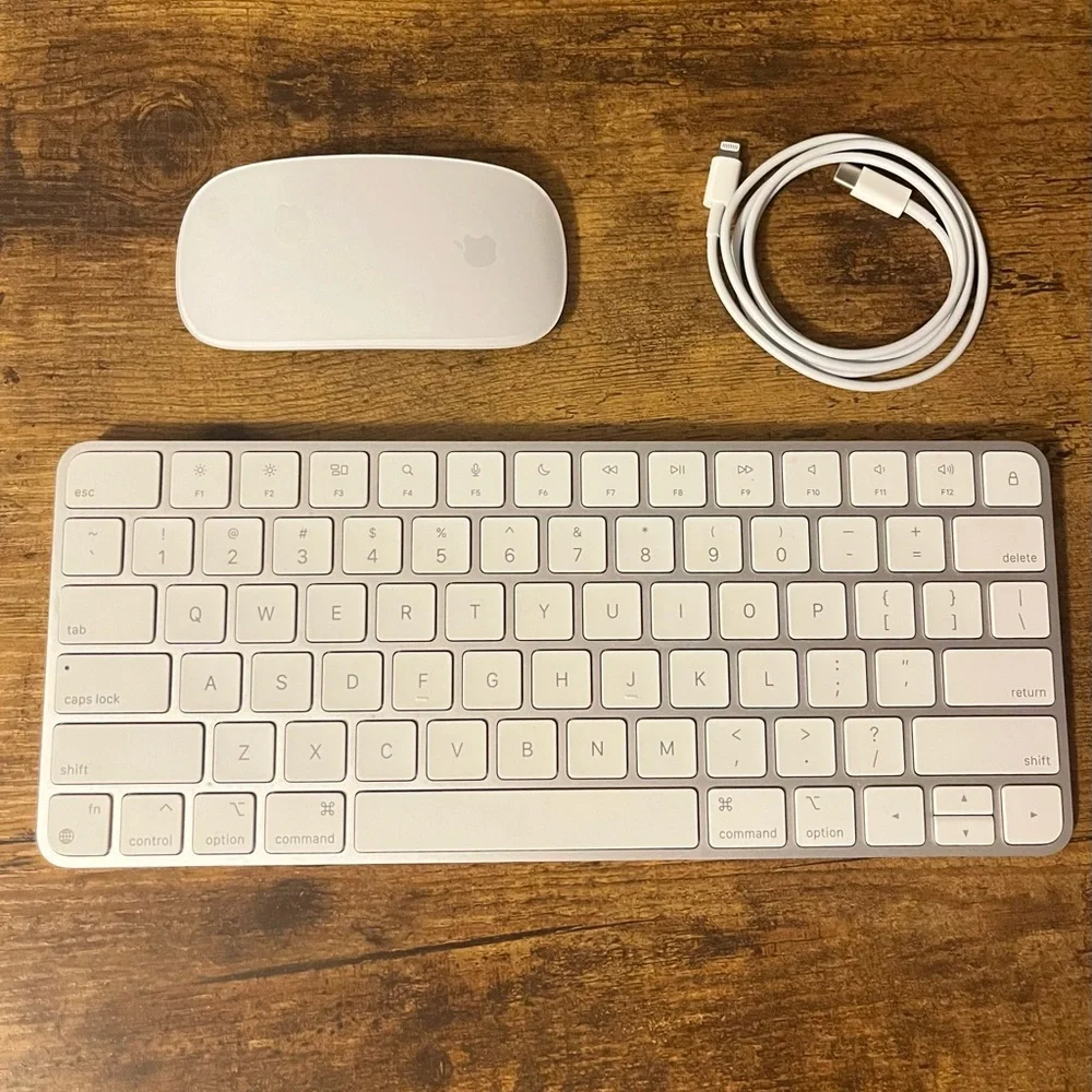 Apple Magic Keyboard and mouse